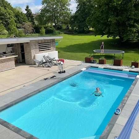 Appartement 5 Personnes Avec Acces Piscine Et Jacuzzi Villers-la-Ville Eksteriør billede