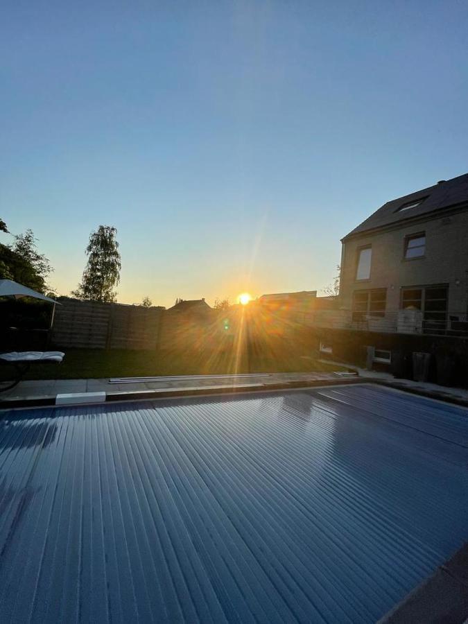 Appartement 5 Personnes Avec Acces Piscine Et Jacuzzi Villers-la-Ville Eksteriør billede